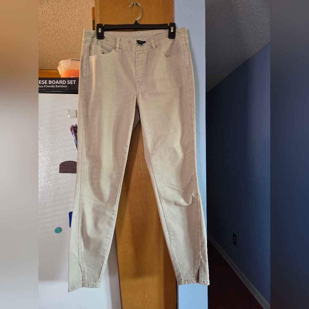 Tribal Women's Beige Jeans